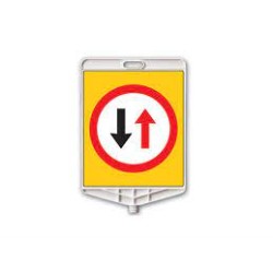 Di̇kdortgen Levha İki̇ Yönlü Trafi̇k  