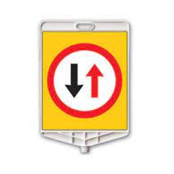 Di̇kdortgen Levha İki̇ Yönlü Trafi̇k  